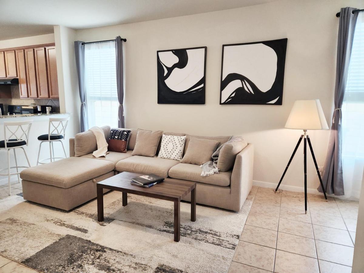 4 Bedroom Home Near Downtown Med Center Nrg Stadium Pearland Skyview Long By Ion Rentals Хюстън Екстериор снимка