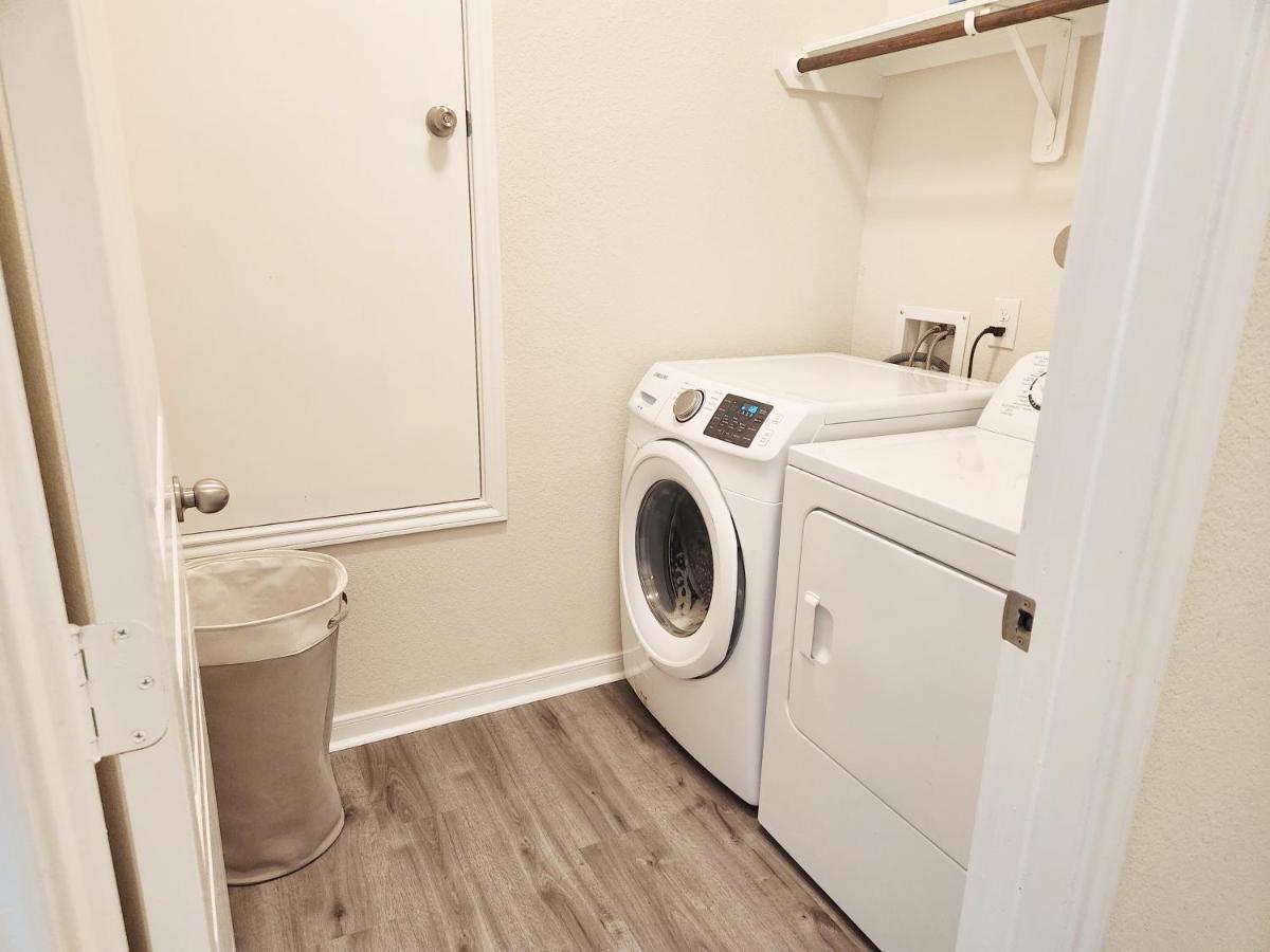 4 Bedroom Home Near Downtown Med Center Nrg Stadium Pearland Skyview Long By Ion Rentals Хюстън Екстериор снимка