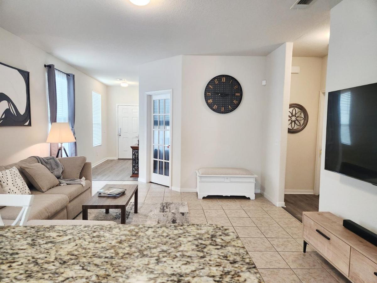 4 Bedroom Home Near Downtown Med Center Nrg Stadium Pearland Skyview Long By Ion Rentals Хюстън Екстериор снимка