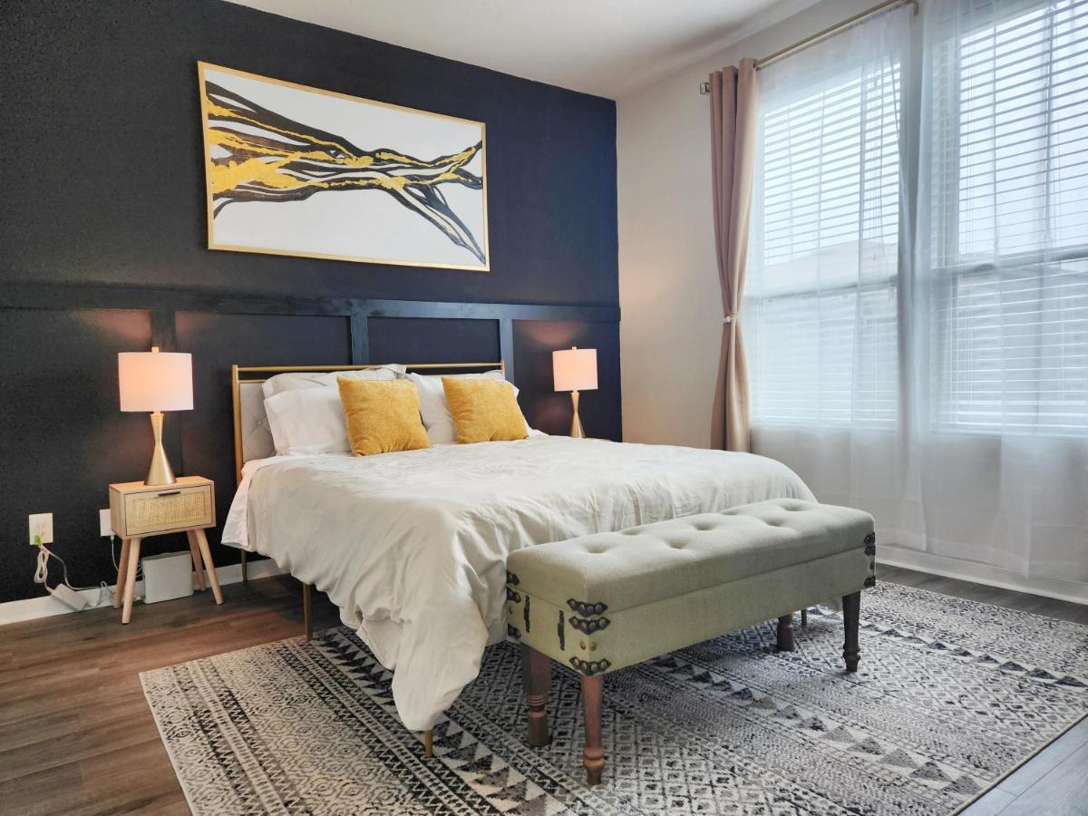 4 Bedroom Home Near Downtown Med Center Nrg Stadium Pearland Skyview Long By Ion Rentals Хюстън Екстериор снимка