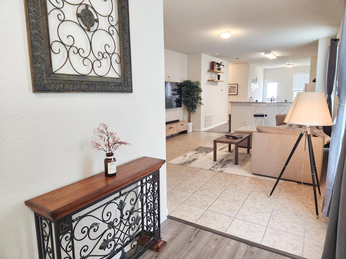 4 Bedroom Home Near Downtown Med Center Nrg Stadium Pearland Skyview Long By Ion Rentals Хюстън Екстериор снимка